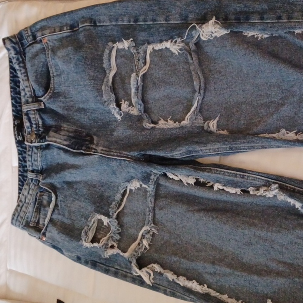 PrettyLittleThing Blue Denim Distressed Jeans 12